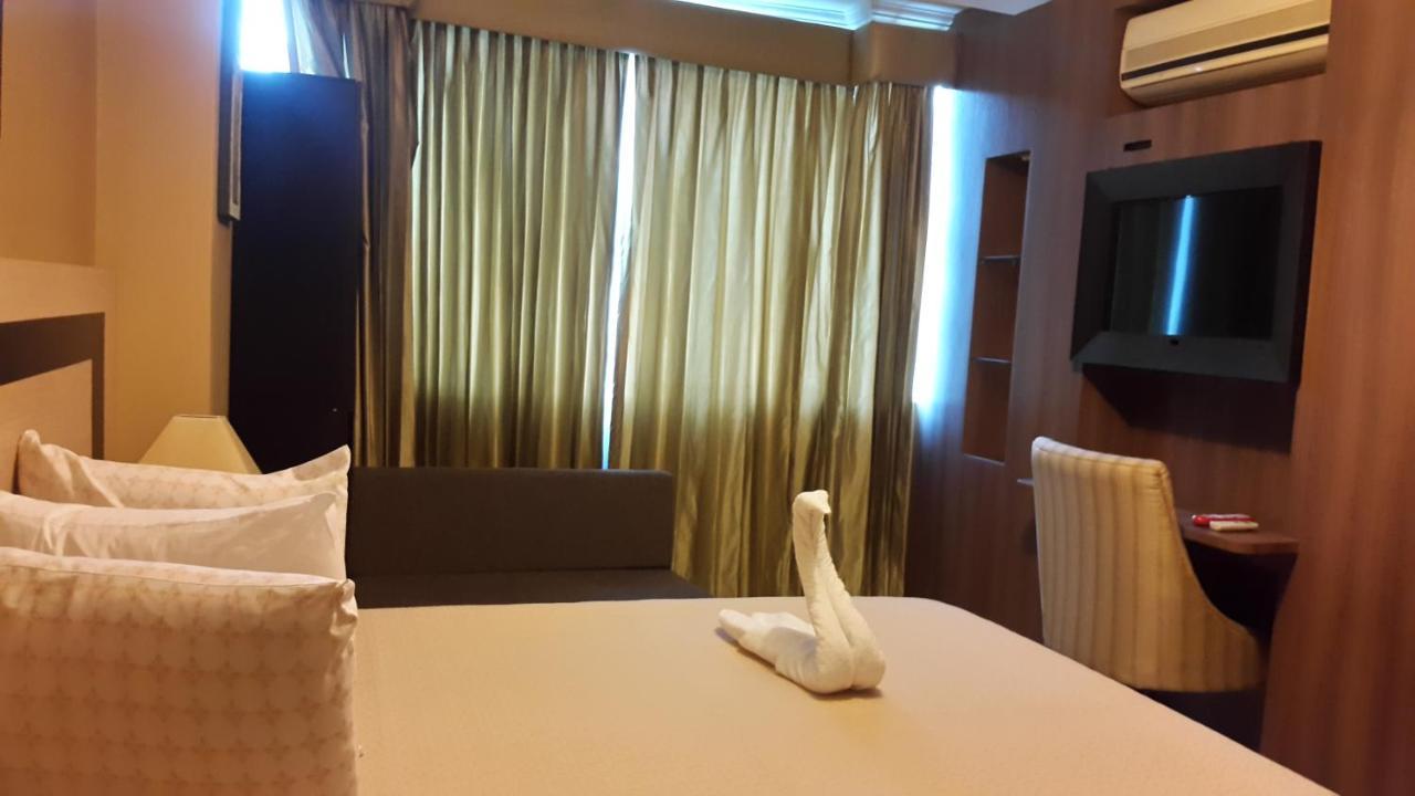 Atlantic Blue Hotel Гуаякіль Екстер'єр фото